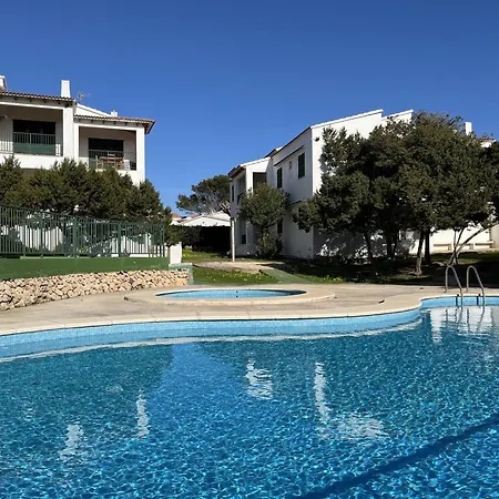 Biniforcat 33 Apartman *